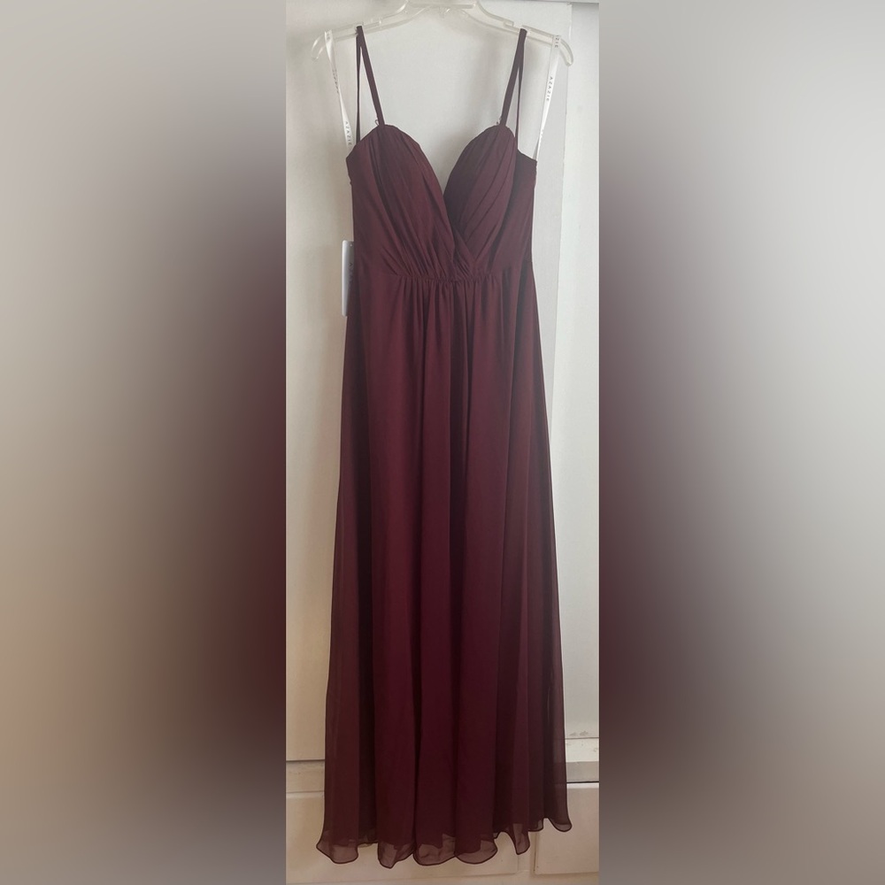 Azazie lexy a6 burgundy nwt